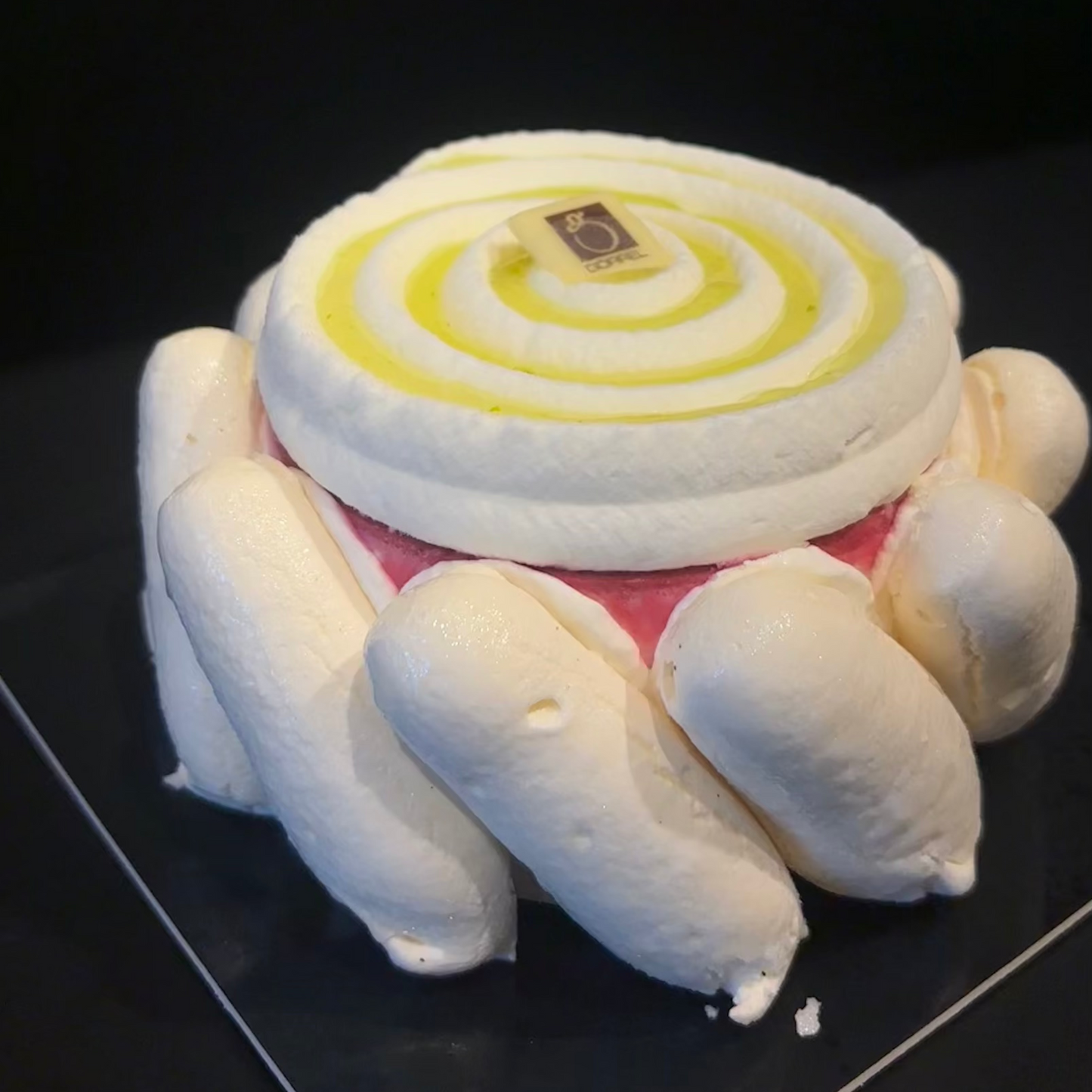 Vacherin glacé citron et griotte