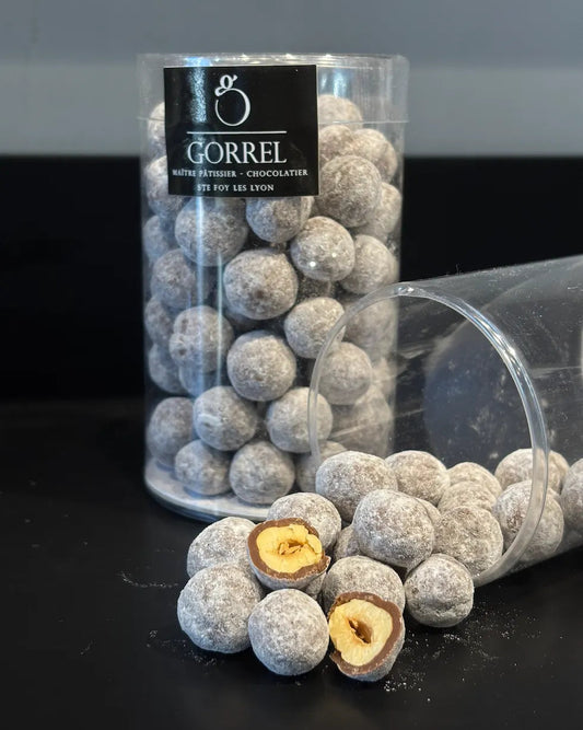 noisettes-enrobees-chocolat-artisanal-lyon.